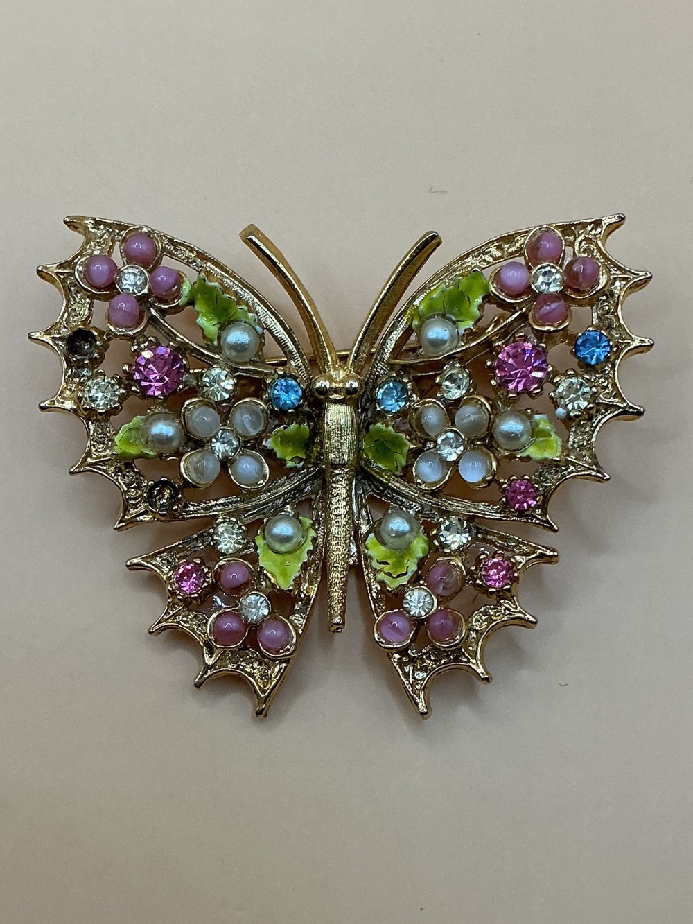 Mid-Century Signed “ART” Arthur Pepper Butterfly Brooch Rhinestones Faux Pearls